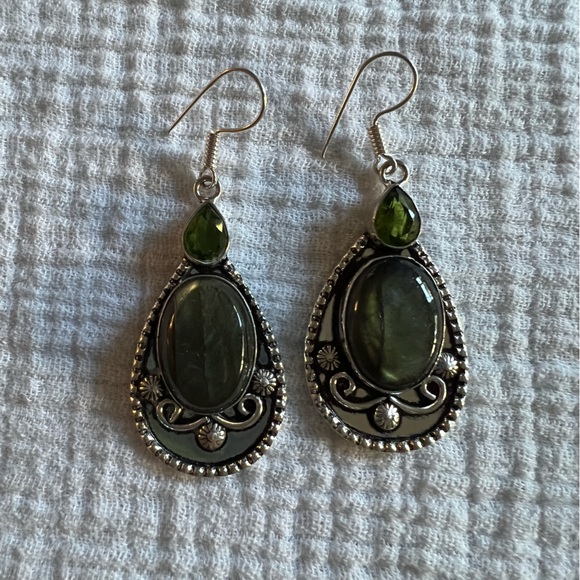 Labrodite Earrings - Picture 4 of 9